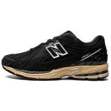 New Balance 1906R Revealed in Black